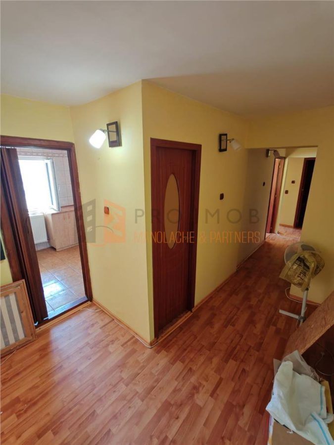 Apartament 3 camere cf 1 decomandat zona Unirii-Centru - foto 3