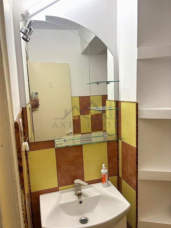 Apartament 3 camere conf  1 semidec zona Micro 3 - foto 8