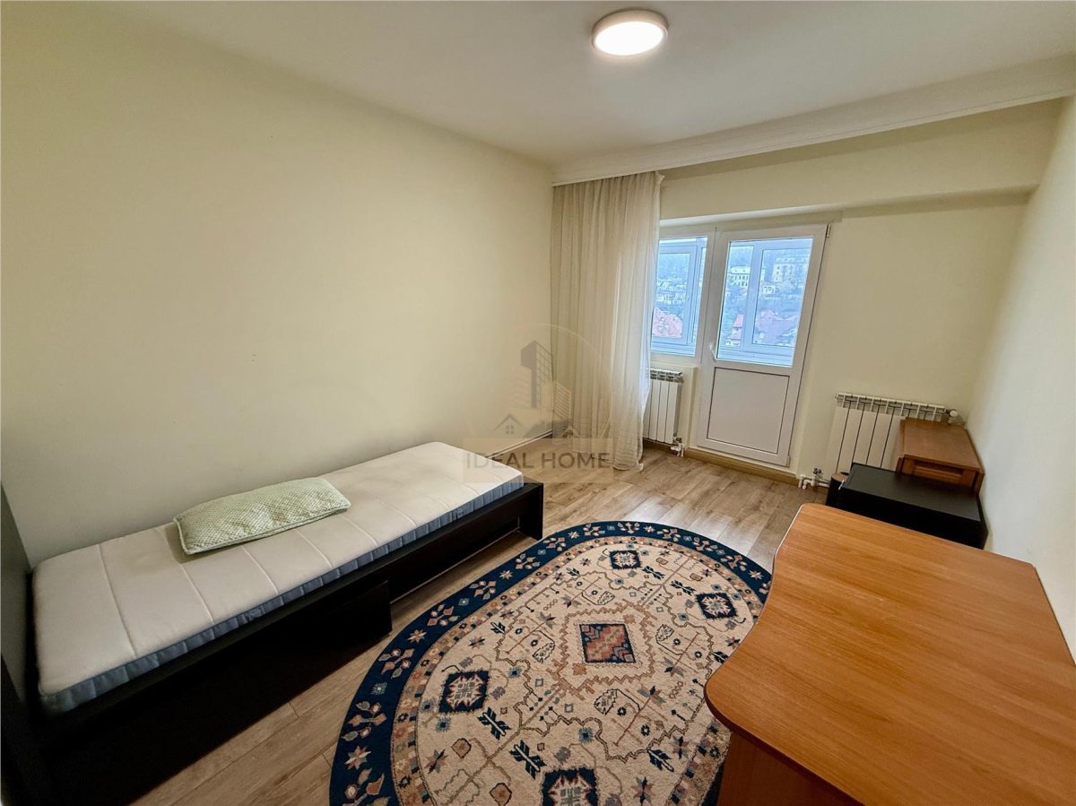 Apartament 4 camere Gara-Copou Renovat - foto 3