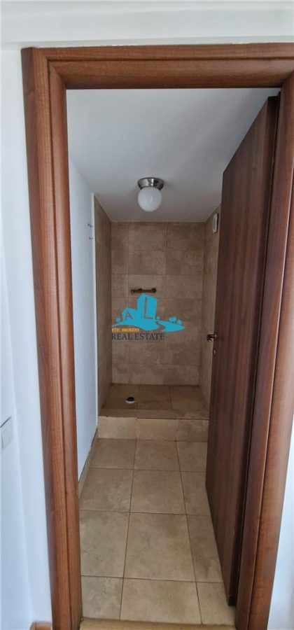 Inchiriere apartament 3 camere, Unirii, Terasa 174 mp, bloc 2018 - foto 14