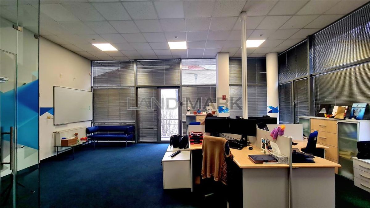 Birouri de inchiriat Central, cladire noua, parcare privata - foto 5