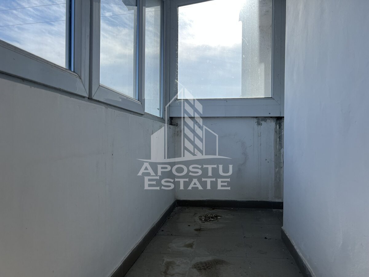 Ap cu 3 camere decomand,de vanzare,et1,390mp teren, intre Giarmata/Dumbravita - foto 5