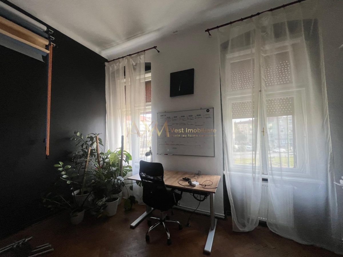 Vanzare apartament 4 camere - foto 21