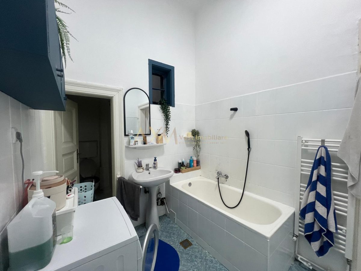 Vanzare apartament 4 camere - foto 5