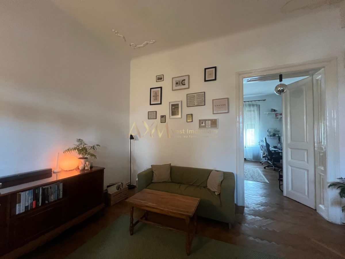 Vanzare apartament 4 camere - foto 9