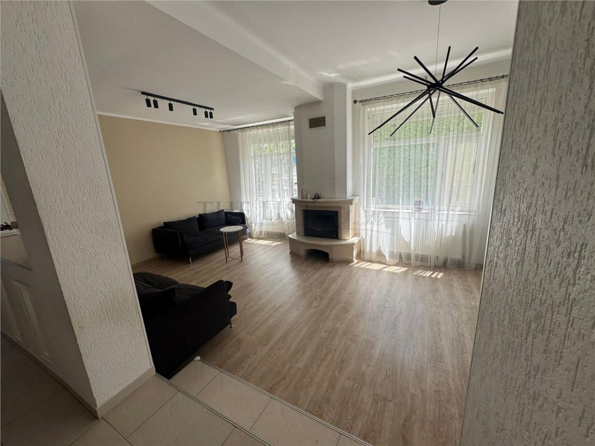 Vila 5 camere cu curte matura in Otopeni - foto 16