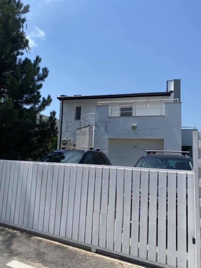 Vila 5 camere cu curte matura in Otopeni - foto 7