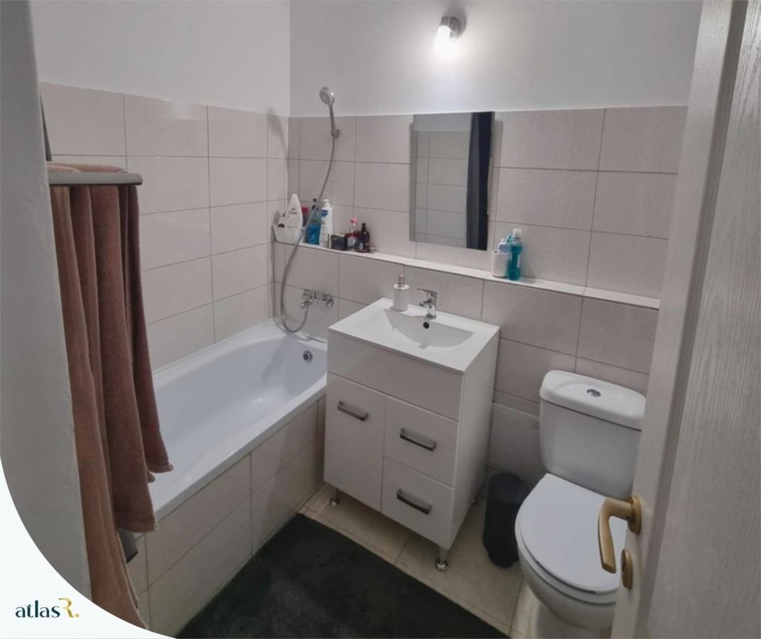 Apartament 1 camera | Poitiers | Etaj 3/8 | Bloc 1995 | 41 mp | Â Potential bun de inchiriere - foto 7