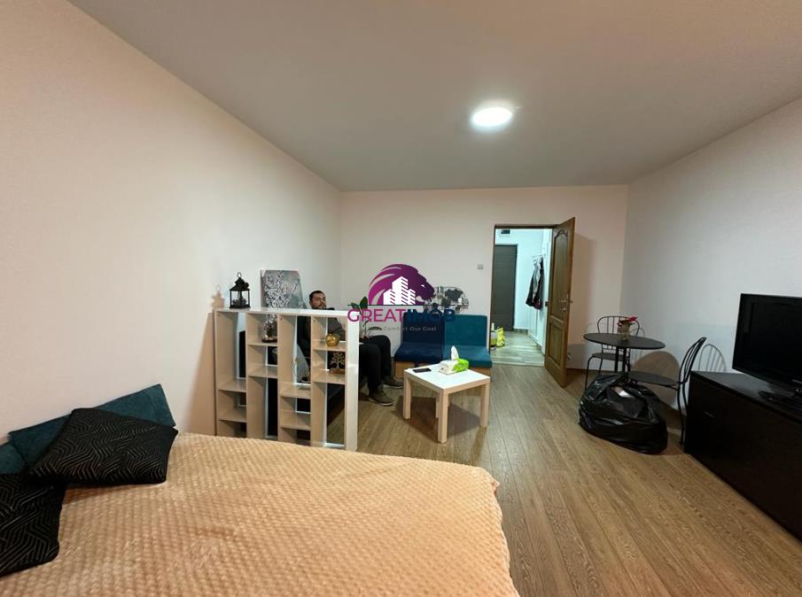 Garsoniera de inchiriat, Costin Georgian â€“  â€“ Marian - foto 2