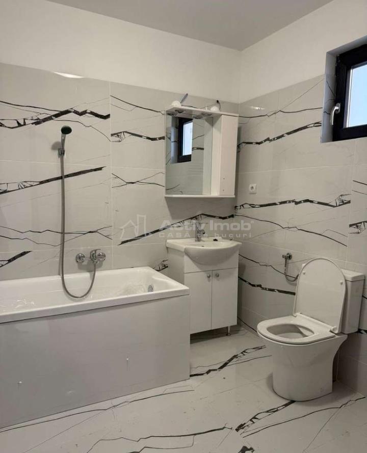 Casa pe parter cu 3 camere-Mutare imediata -Teren 800 mp-Asfalt - foto 6