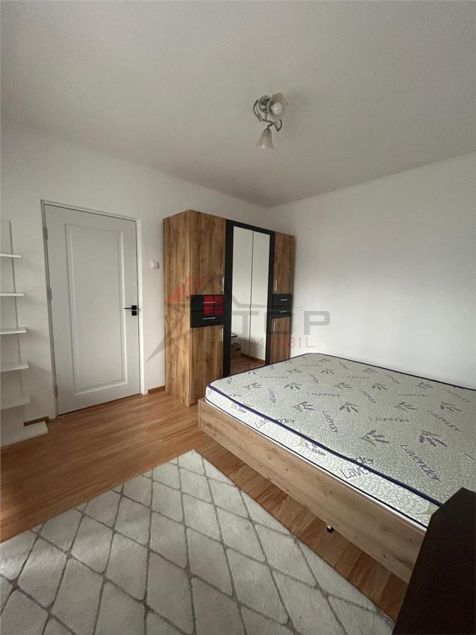 Etaj 1, fara risc, 3 camere semidecomandat bulevardul Tutora - foto 3