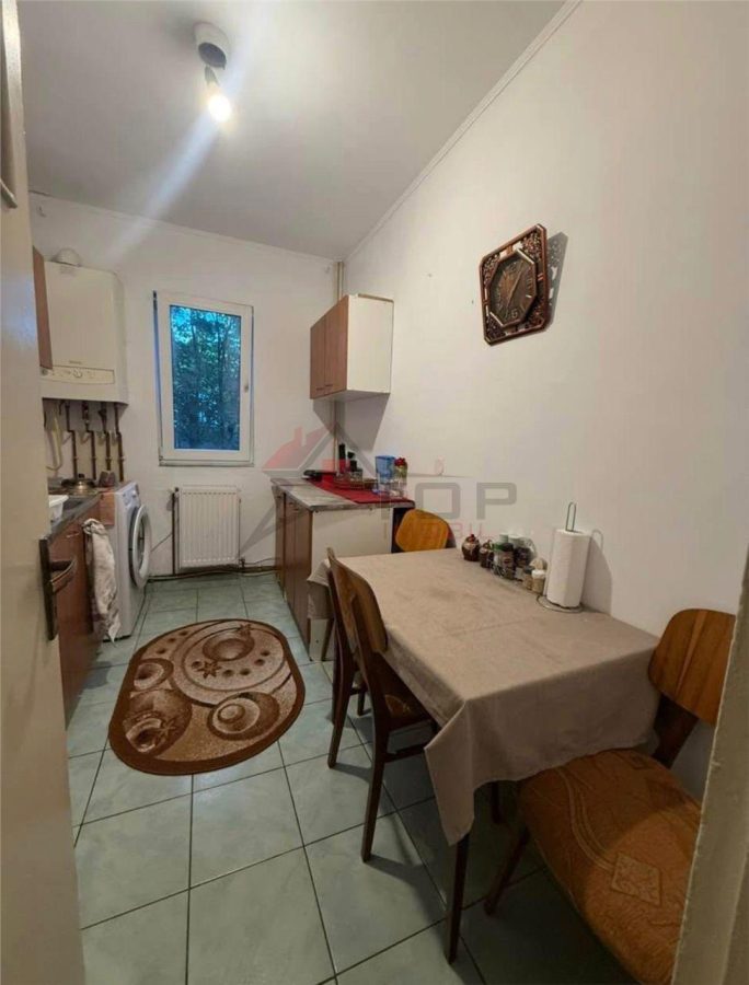 Etaj 1, fara risc, 3 camere semidecomandat bulevardul Tutora - foto 7