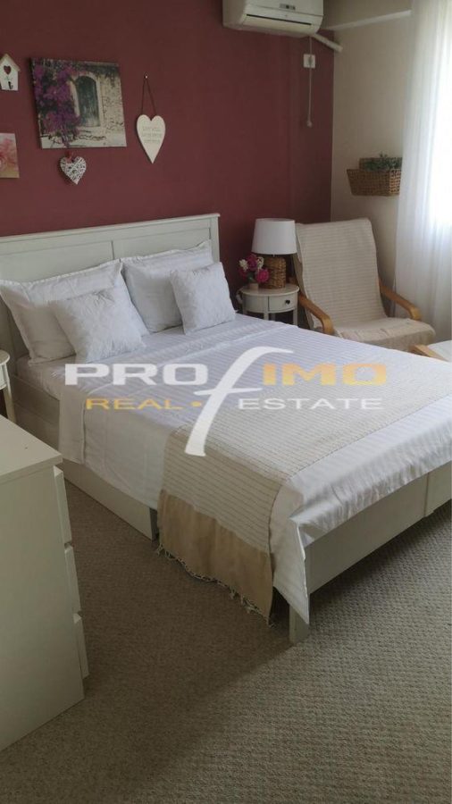 Tomis Nord, apartament decomandat 3 camere renovat,etaj intermediar, 129000 euro - Constanta