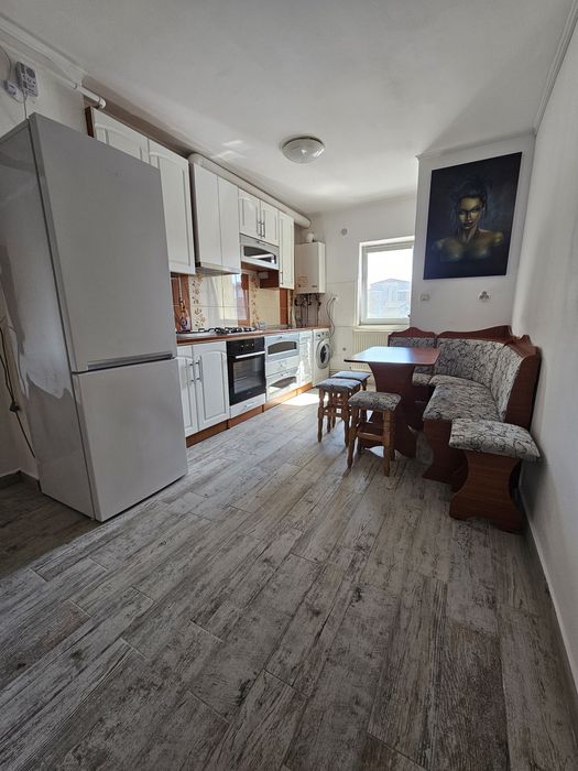 Inchiriere apartament 2 camere Str. Marasesti - Baia Mare