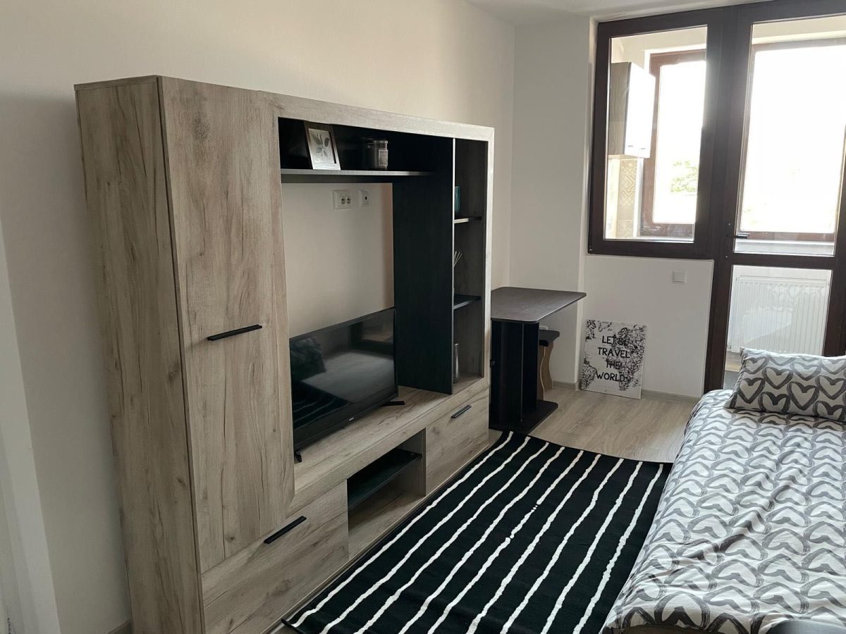 Garsonieră de închiriat - zonă centrală, aproape de Palas Mall - Iasi