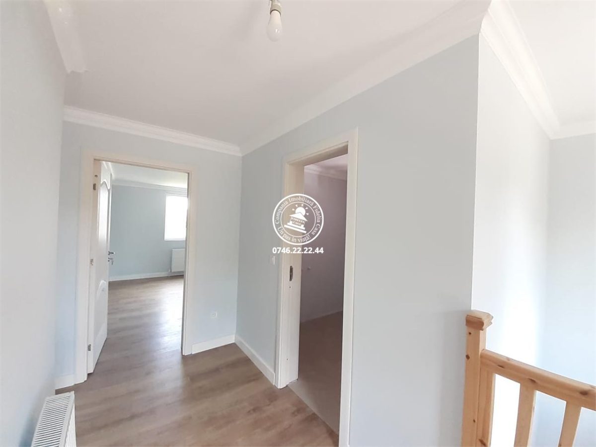 Vila  de vanzare  Breazu, - foto 15