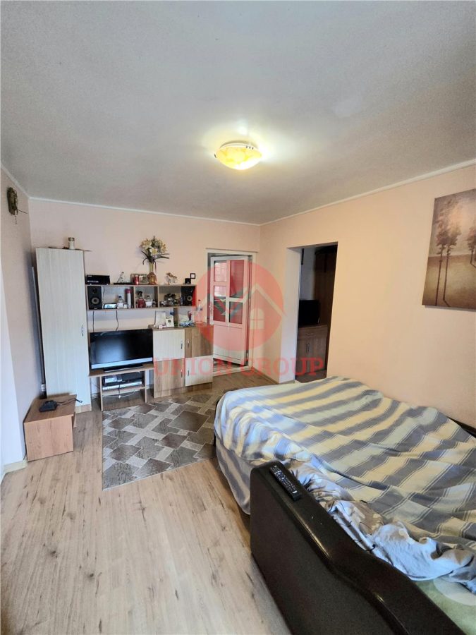 Apartament 3 Camere, Parter, Camera de Comert - Constanta