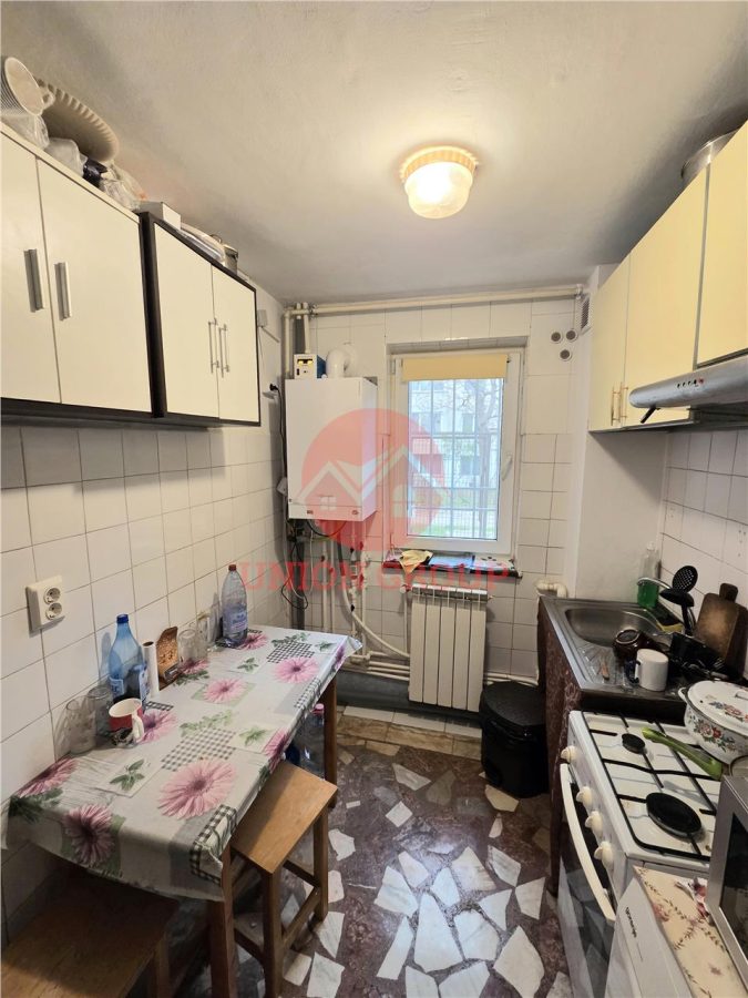 Apartament 3 Camere, Parter, Camera de Comert - foto 5