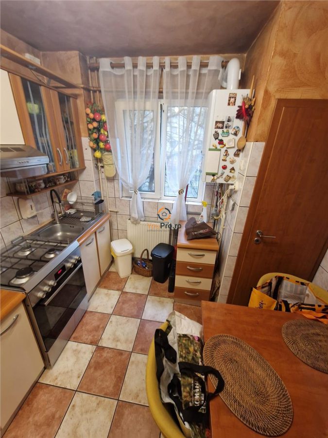 Decomandat 4 camere etaj 1 Circumvalatiunii/Iulius Town - foto 2