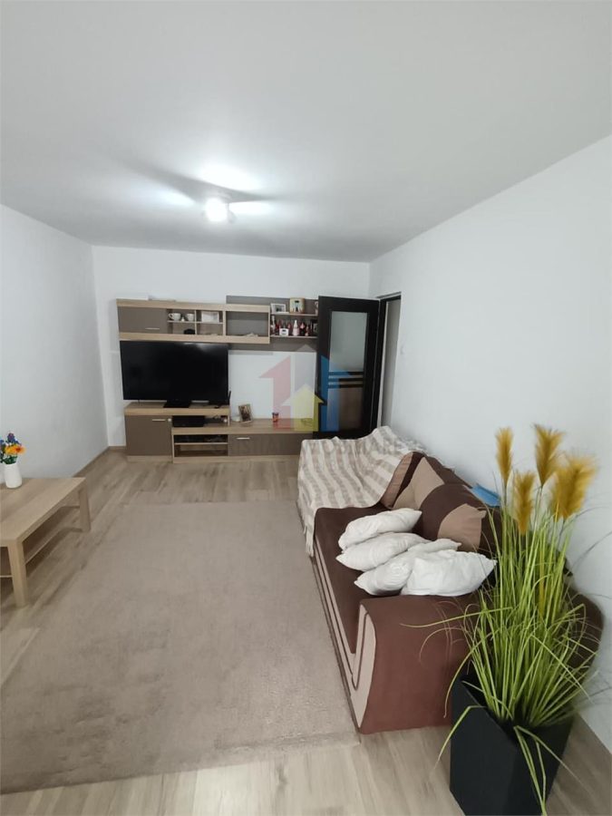 Mobilat si Utilat! Ap 3 camere, zona Garii, SPATIOS - foto 3