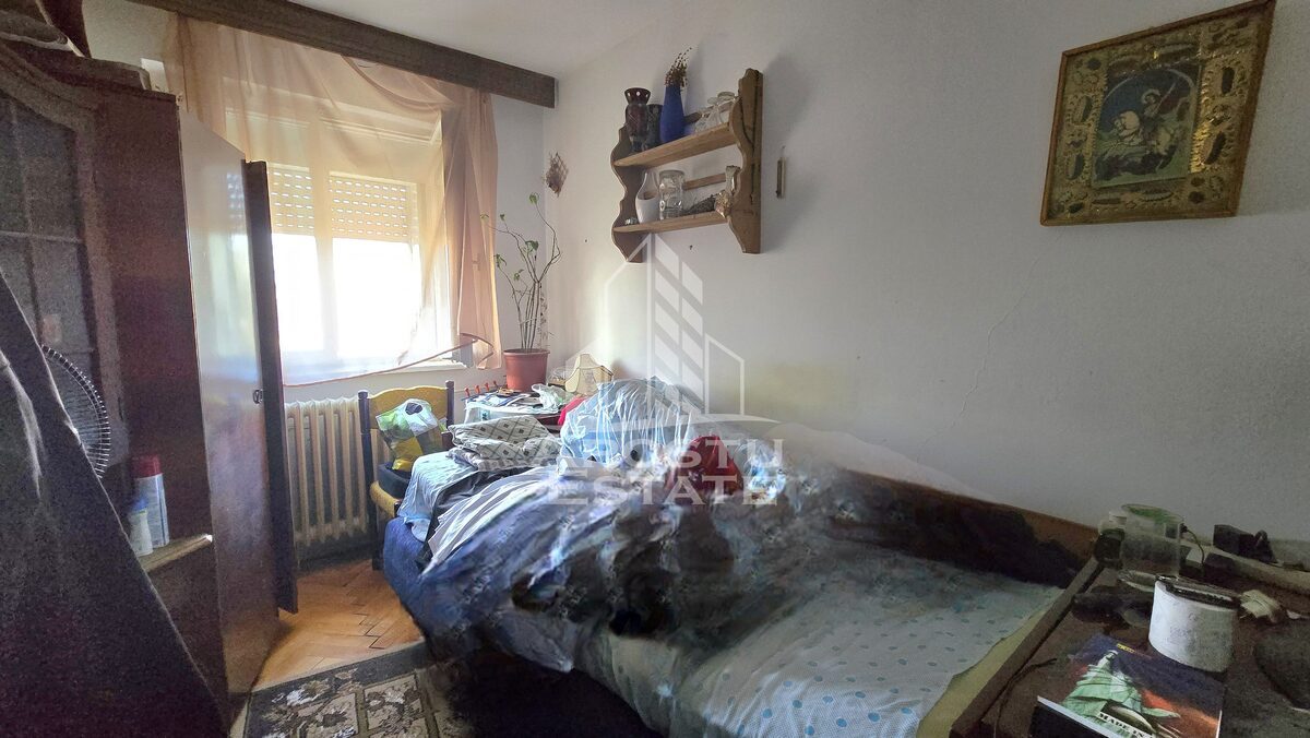 Apartament cu 4 camere, zona Cetatii - foto 2