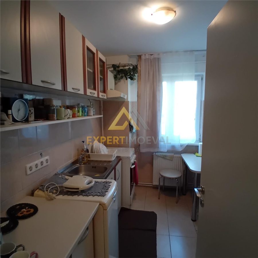 Apartament 2 camere Narciselor - foto 2