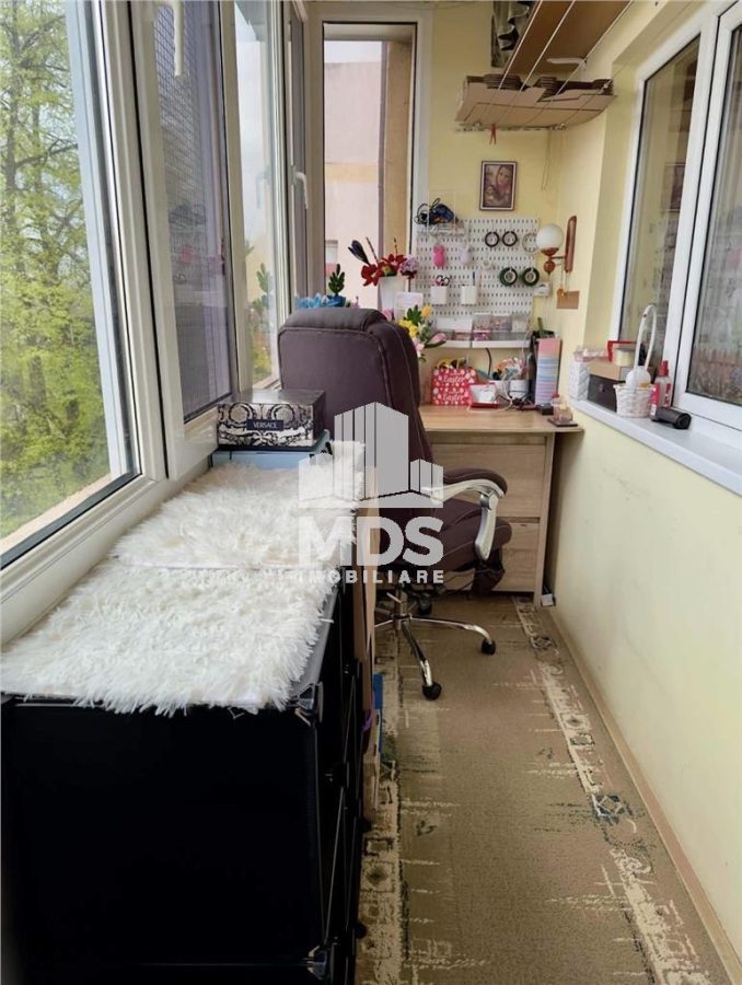 Decomandat, mobilat si utilat in bloc anvelopat linga Shopping City - foto 8