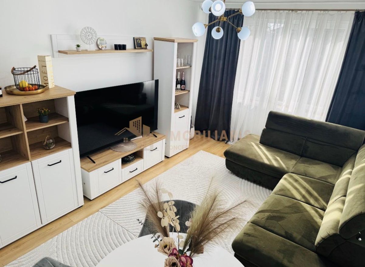 Apartament 3 camere de vanzare, zona Cartierul Sasar - Baia Mare