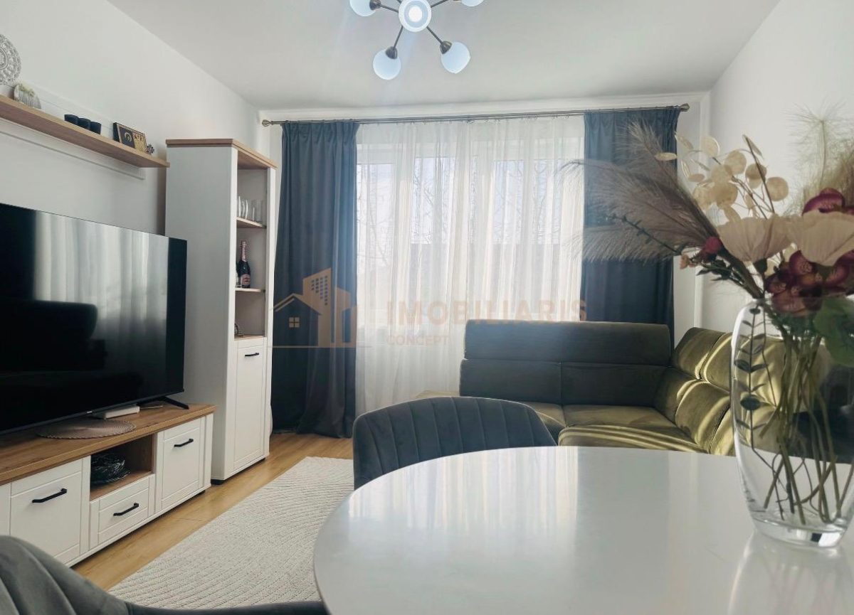 Apartament 3 camere de vanzare, zona Cartierul Sasar - foto 2