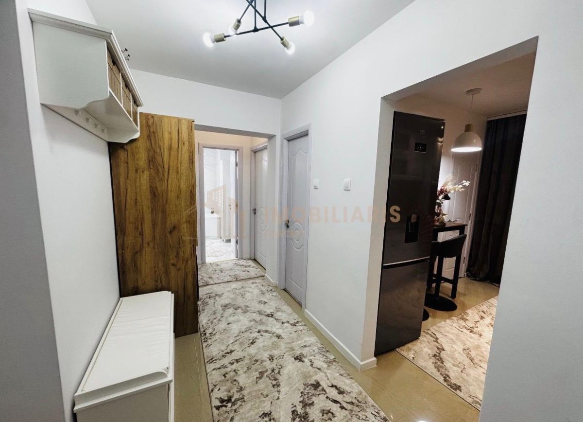 Apartament 3 camere de vanzare, zona Cartierul Sasar - foto 4