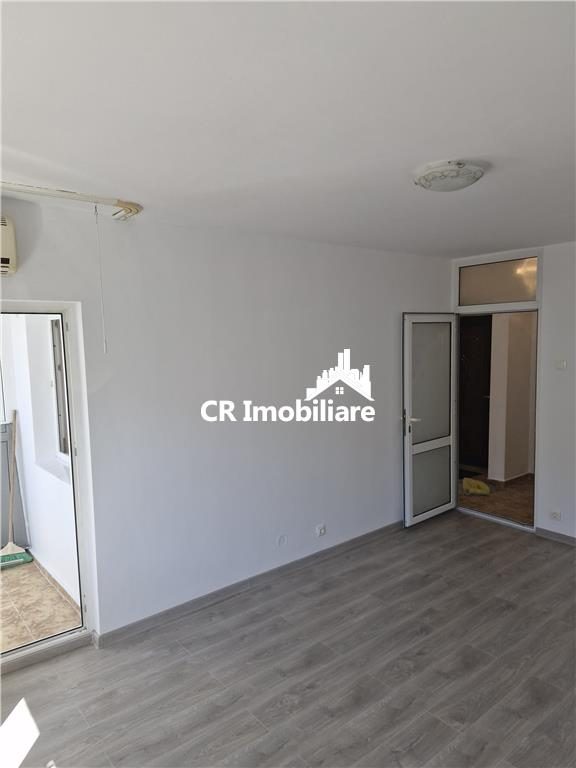 Garsoniera Dristor - foto 1