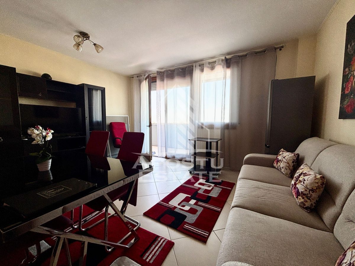 Apartament cu 3 camere de inchiriat, Timisoara, zona Gheorghe Lazar - Timisoara