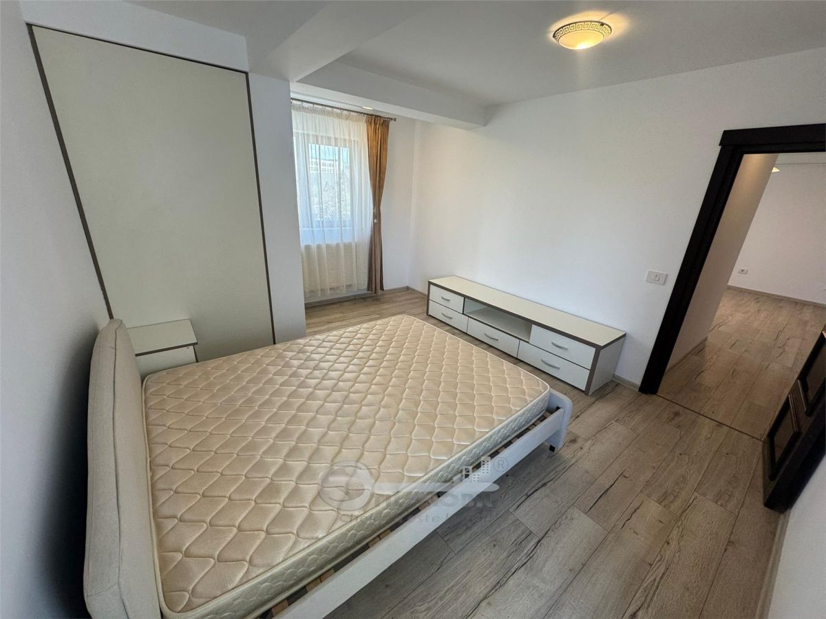 Ap 3 camere |76 mp| Lângă Palas |Parcare inclusa| Ideal investiţie - foto 2