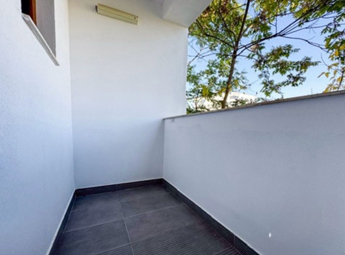 Apartament 3 camere, 76mp, la 2 min de Palas, Parcare inclusă - foto 10