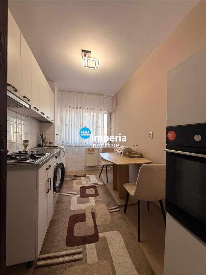 Inchiriez apartament 2 camere, decomandat, Nicolina - Cug/Providenta - foto 4