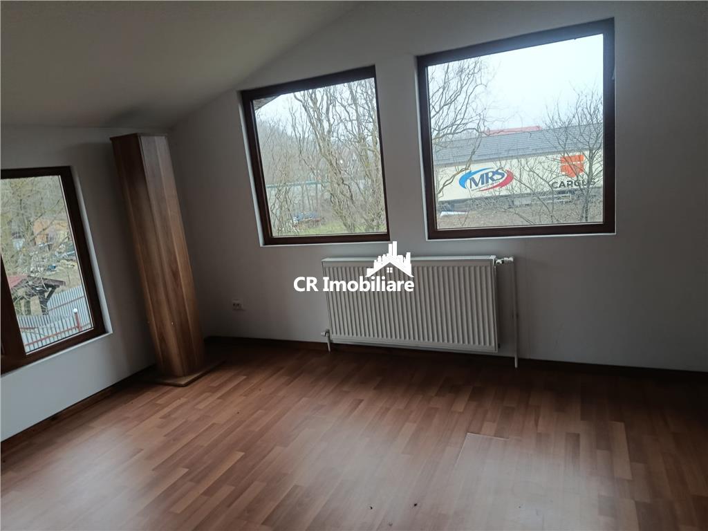 Vila de vanzare cu acces la padurea Izvorani in spatele casei si aproape de centrul comercial Ciolpani - foto 12