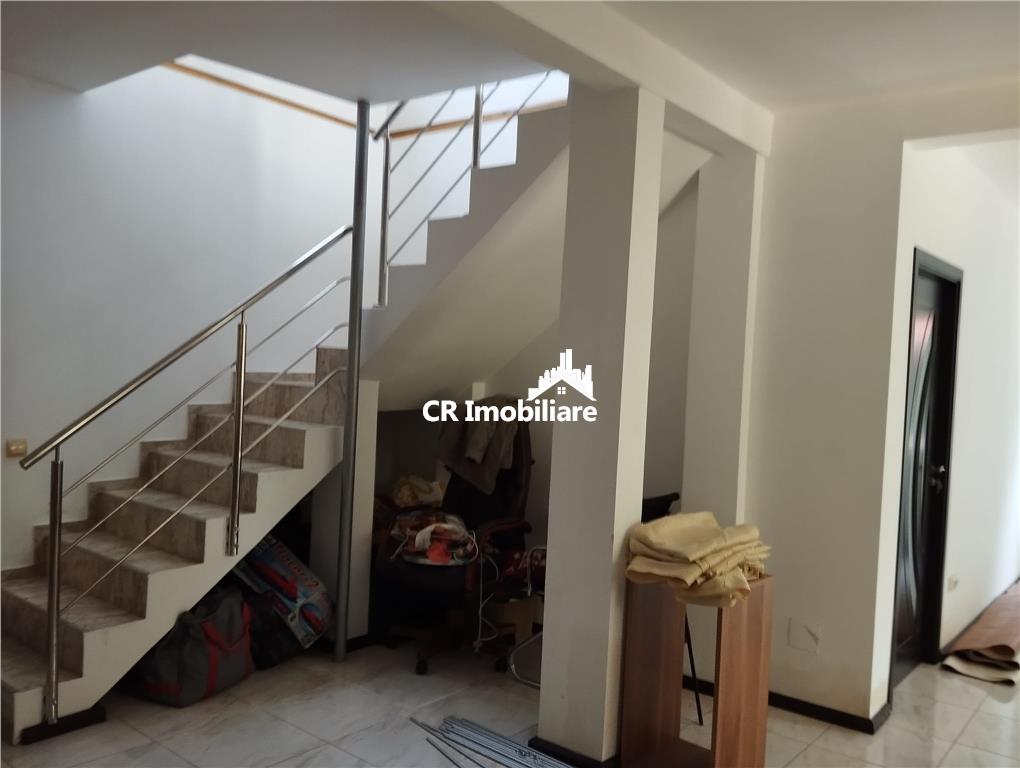 Vila de vanzare cu acces la padurea Izvorani in spatele casei si aproape de centrul comercial Ciolpani - foto 20