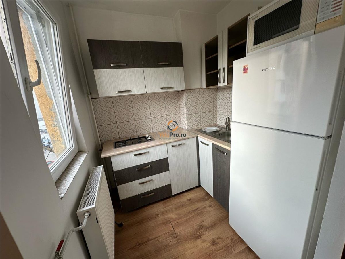 Renovat Spatios Etaj 2 Calea Sagului - foto 6