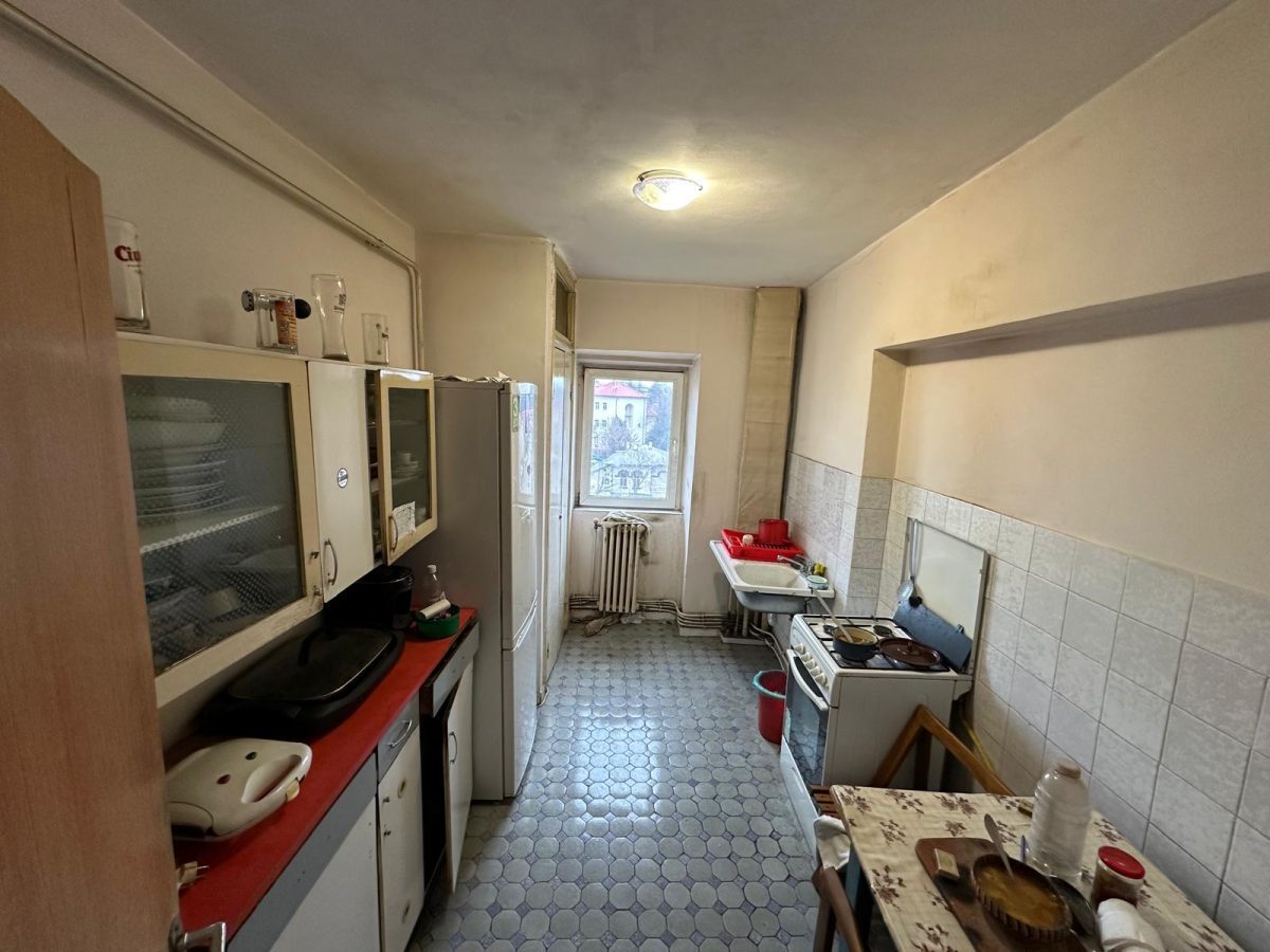 Apartament 3 camere, 2 bai, Bd. Independentei - foto 9