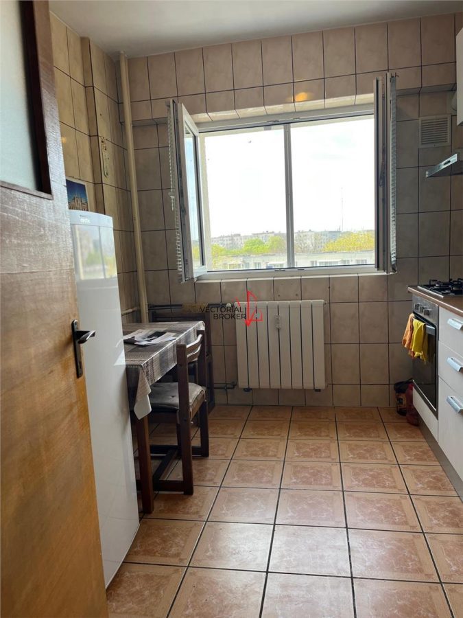 2 camere Titan  Costin Georgian oferta rara! - foto 4