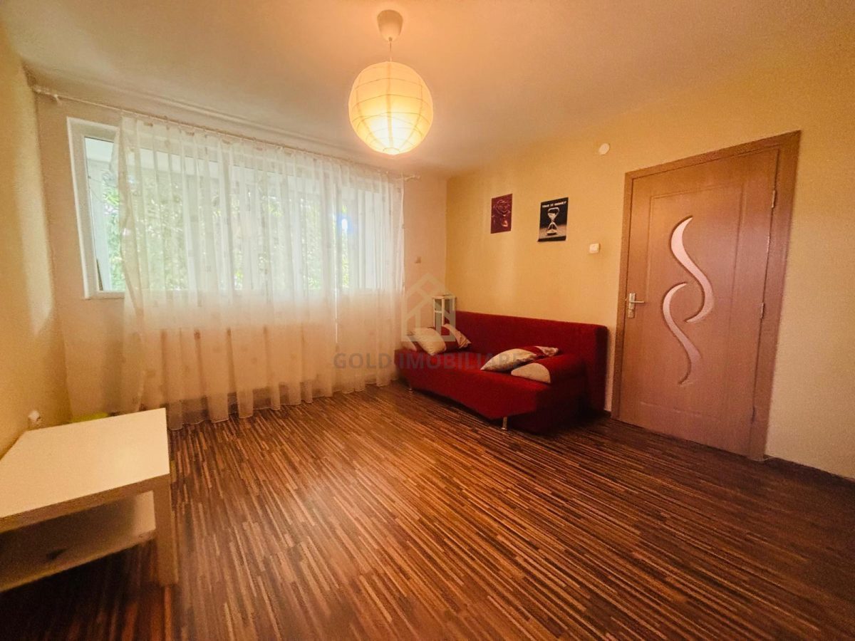 Închiriere apartament 2 camere â€“ zona Ultracentrala - foto 2