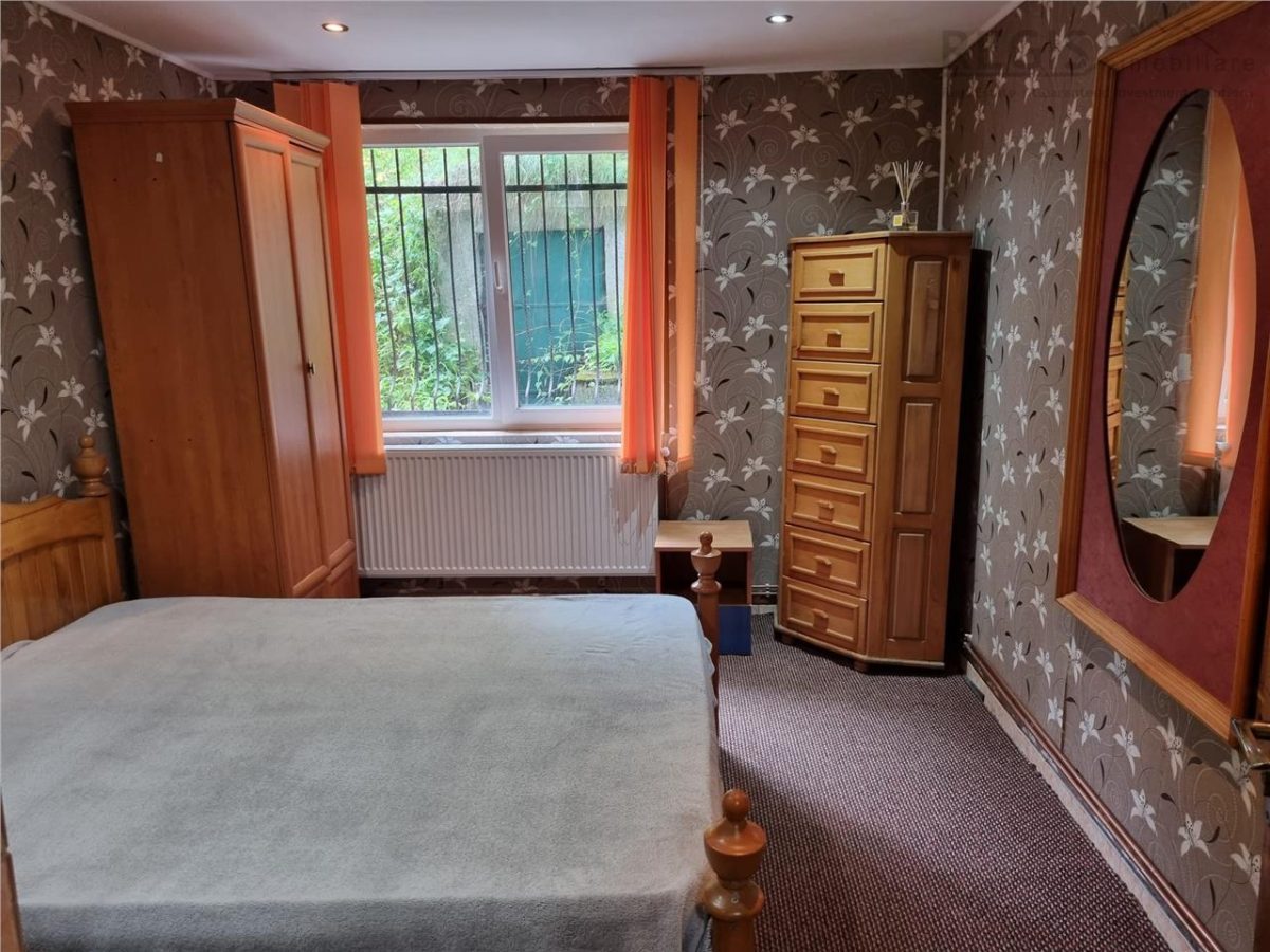 Apartament de doua camere la casa CENTRU - foto 3