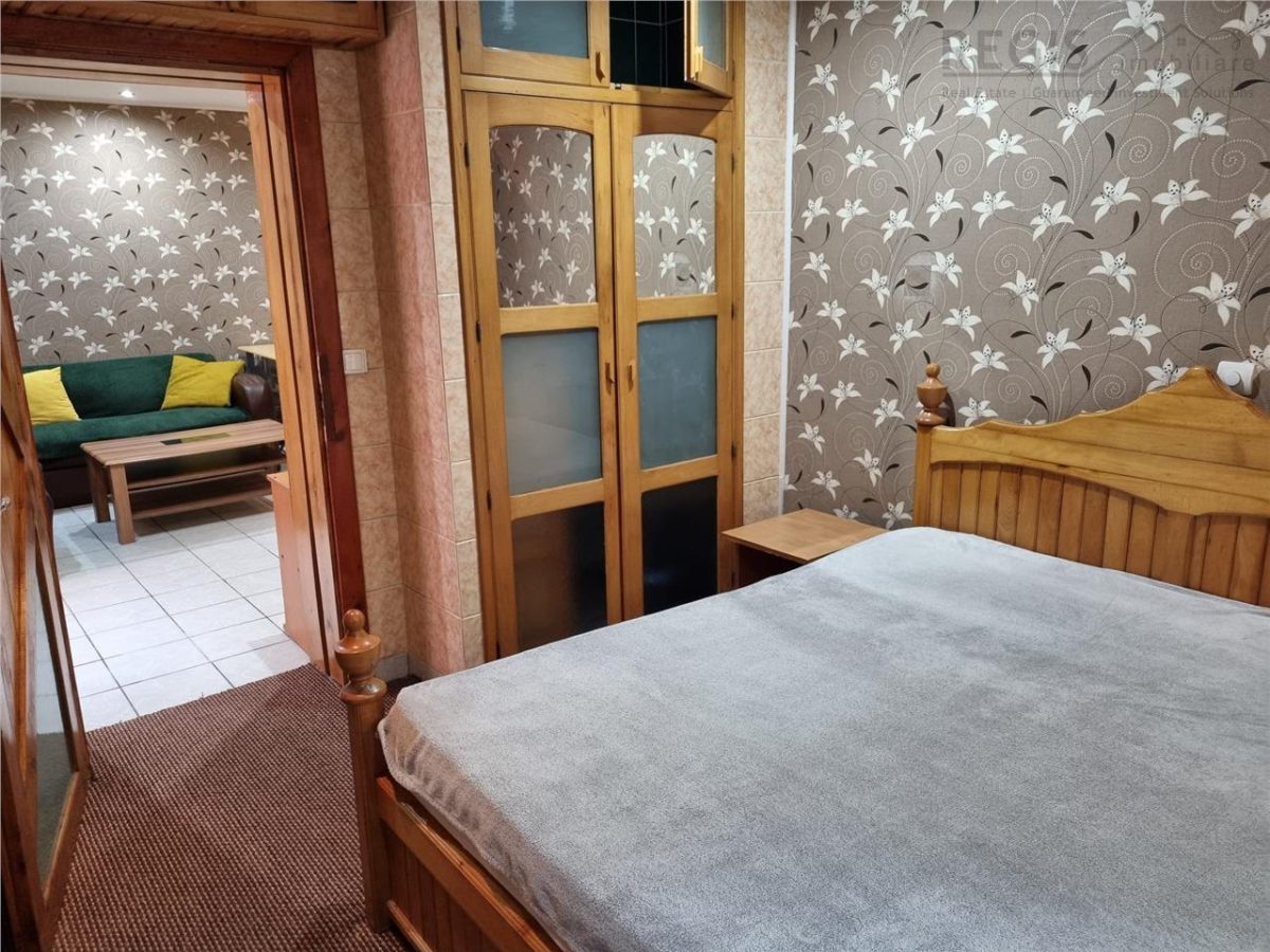 Apartament de doua camere la casa CENTRU - foto 4