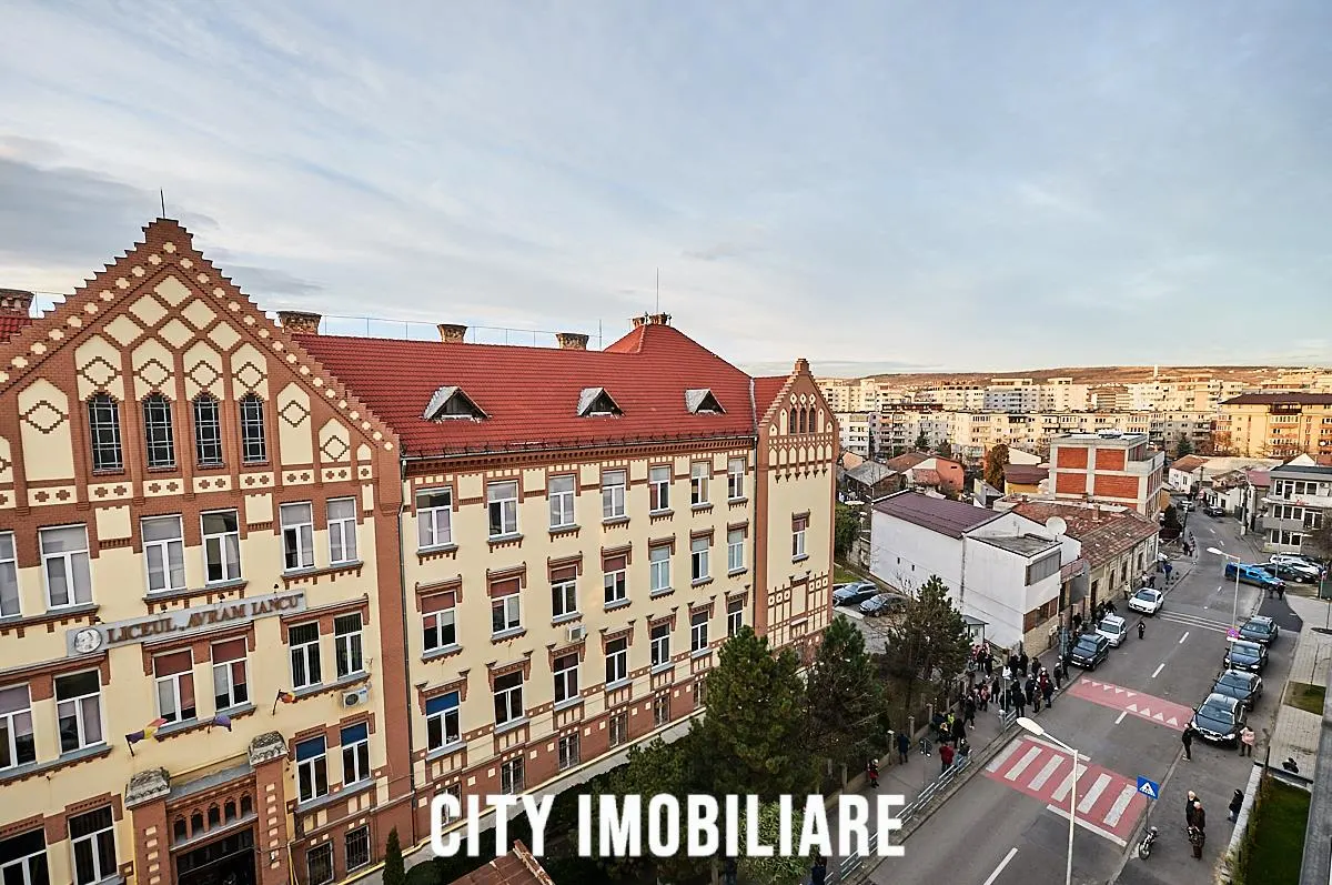 Apartament 2 camere LUX, parcare, Record Park - foto 19