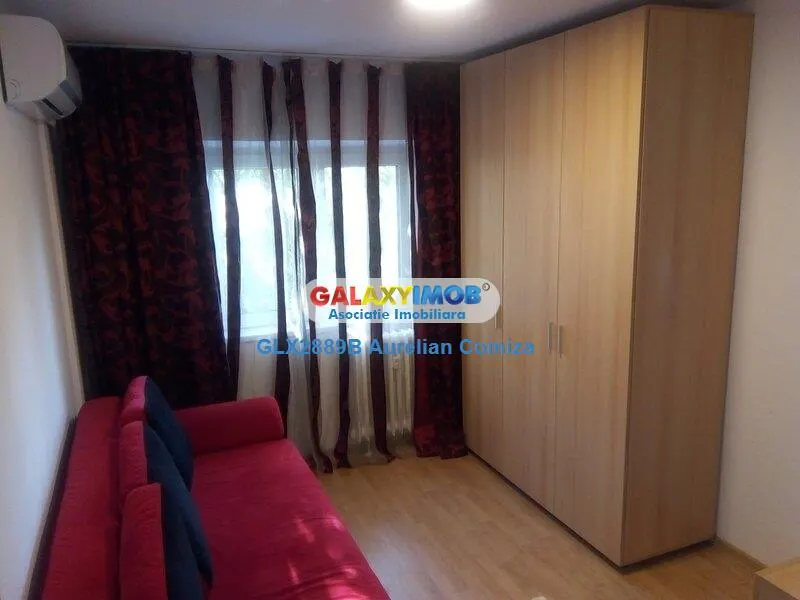 Vanzare apartament 3 camere decomandat zona Apusului/etaj2/4 - foto 1
