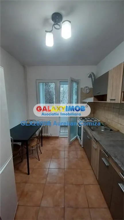 Apartament 3 camere Colentina etaj 2/8 - foto 1