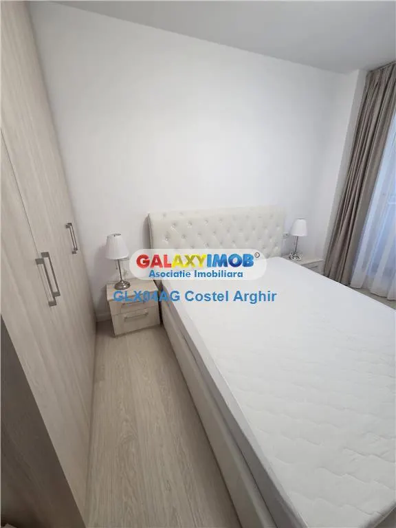 Inchiriem penthouse in zona centrala - foto 9