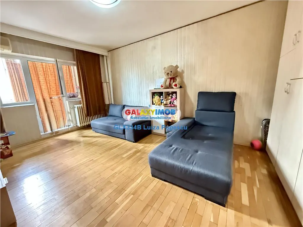 Apartament 3 camere SEBASTIAN NASAUD, ET 3/8, reabilitat - foto 2
