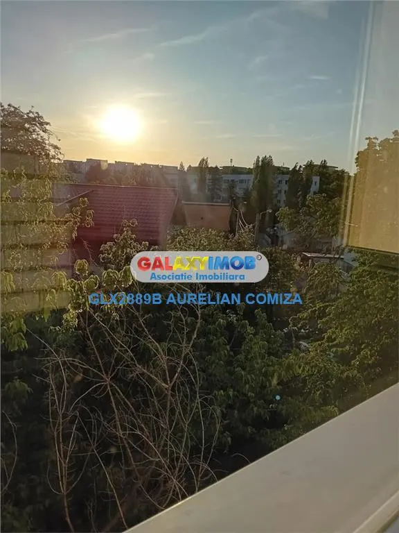 Vanzare apartament 4 camere Titan/etaj 3/2bai/2balcoane/suprafata 81.9 - foto 12