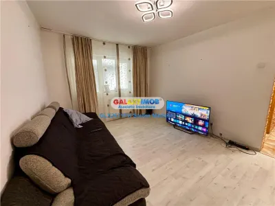 VANZARE APARTAMENT 2 CAMERE - ZONA VEST, PLOIESTI - foto 1